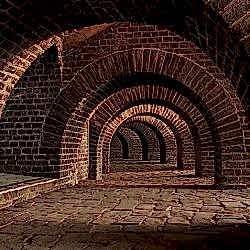 3-tunel-desenli-duvar-kagitlari
